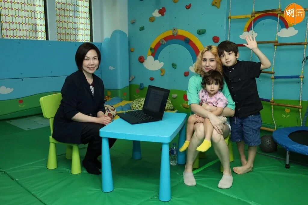 鄒仲文指小朋友要清楚正確發音,才能掌握準確讀音。