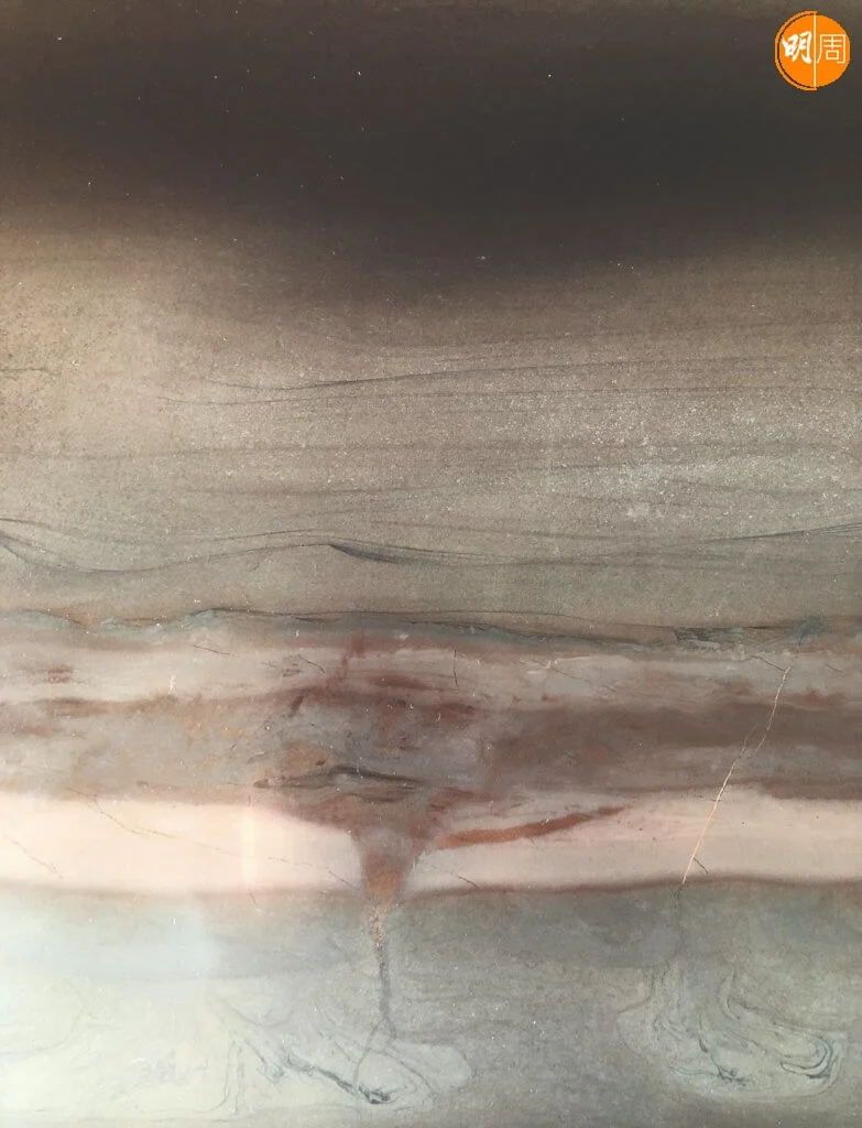 ec35b81e-2a5d-43c4-986e-5439ee618a9f