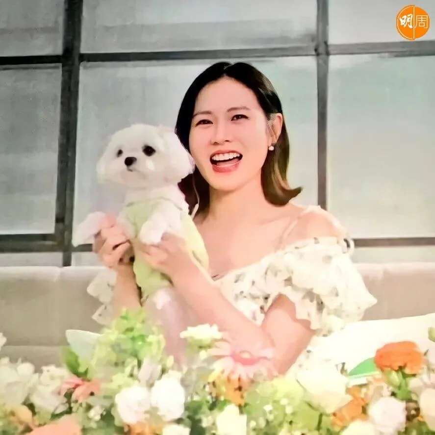 佗B孫藝珍昨日現身網上記者會，展現幸福肥。