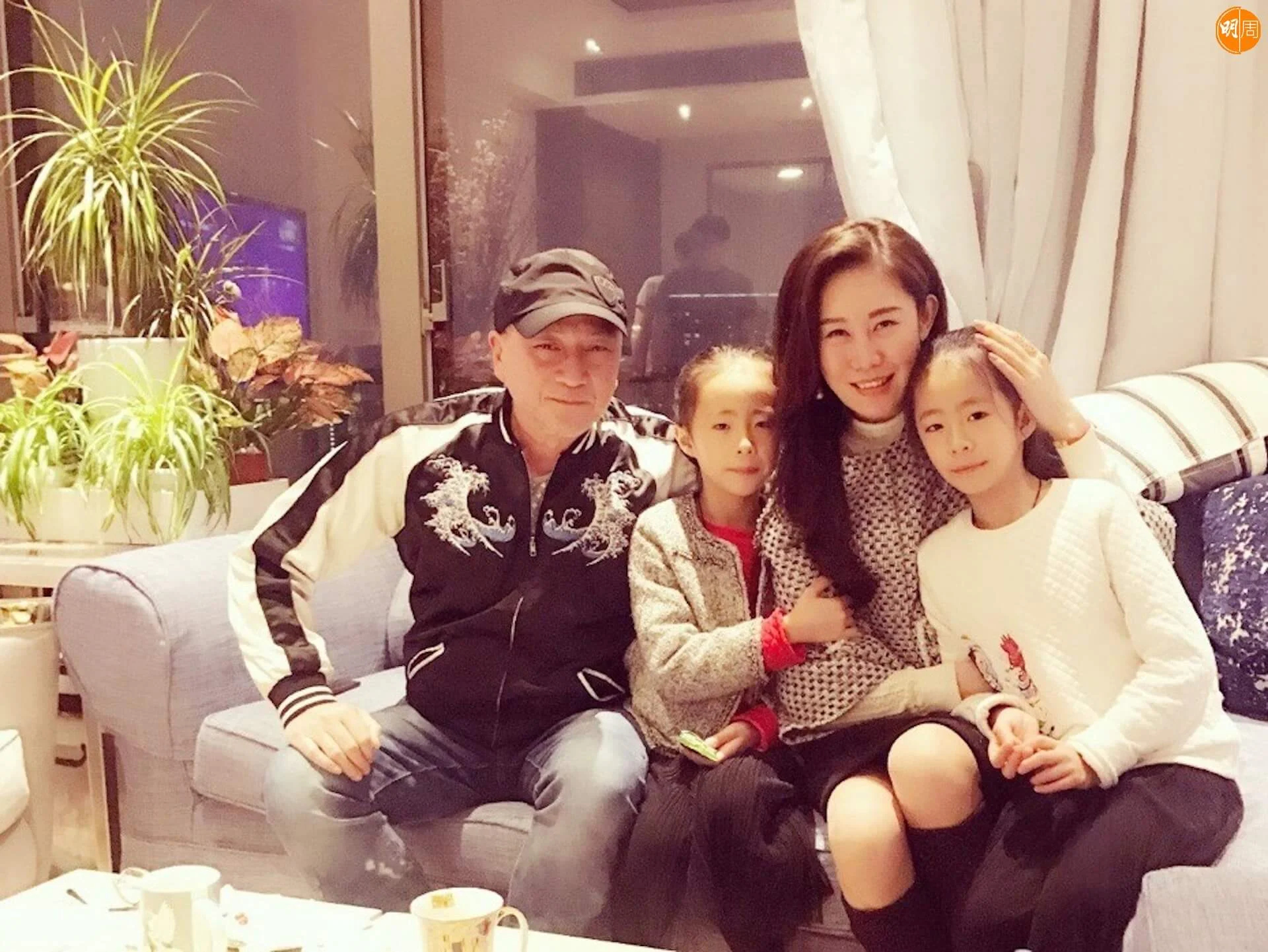 qpssquk4pnm9ghvuqschffkwrtsbvqiickwsrxclreu