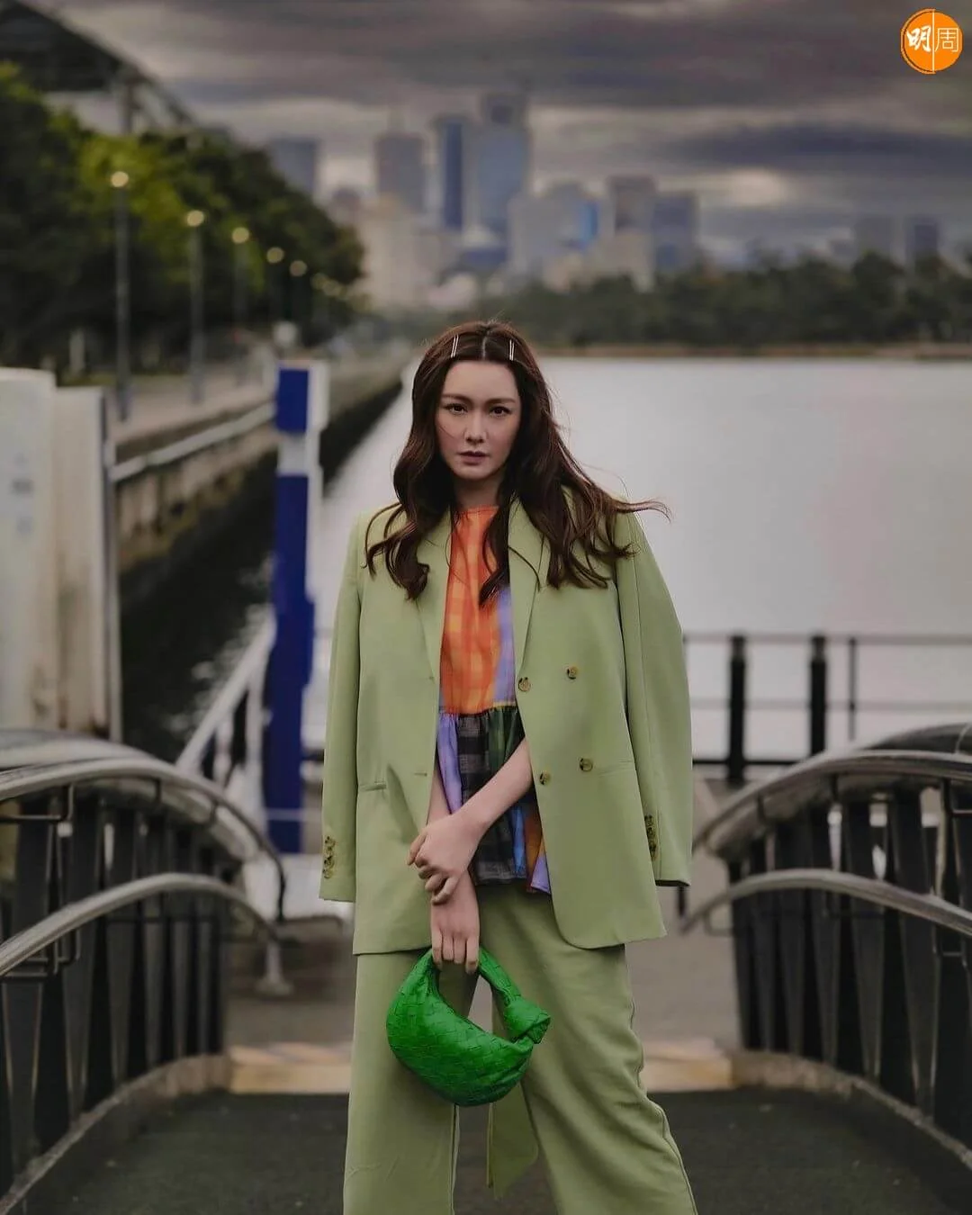 Ben幫靚湯拍美照。