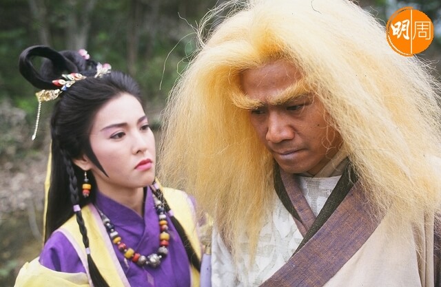 尹揚明在劇集《金毛獅王》飾演謝遜，是劇中男主角。