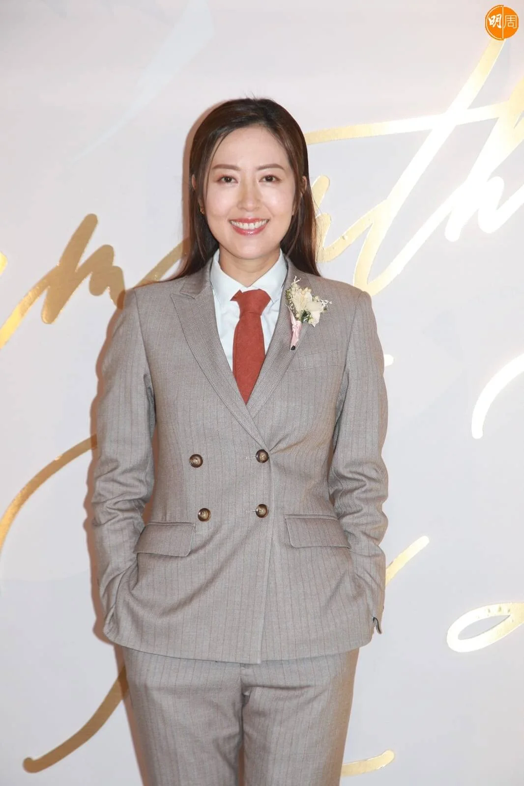 詩詠的確唔憂冇人追。