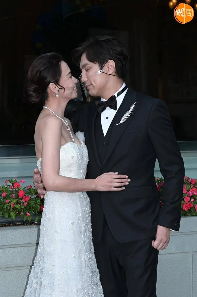 戴住口罩錫唔到。