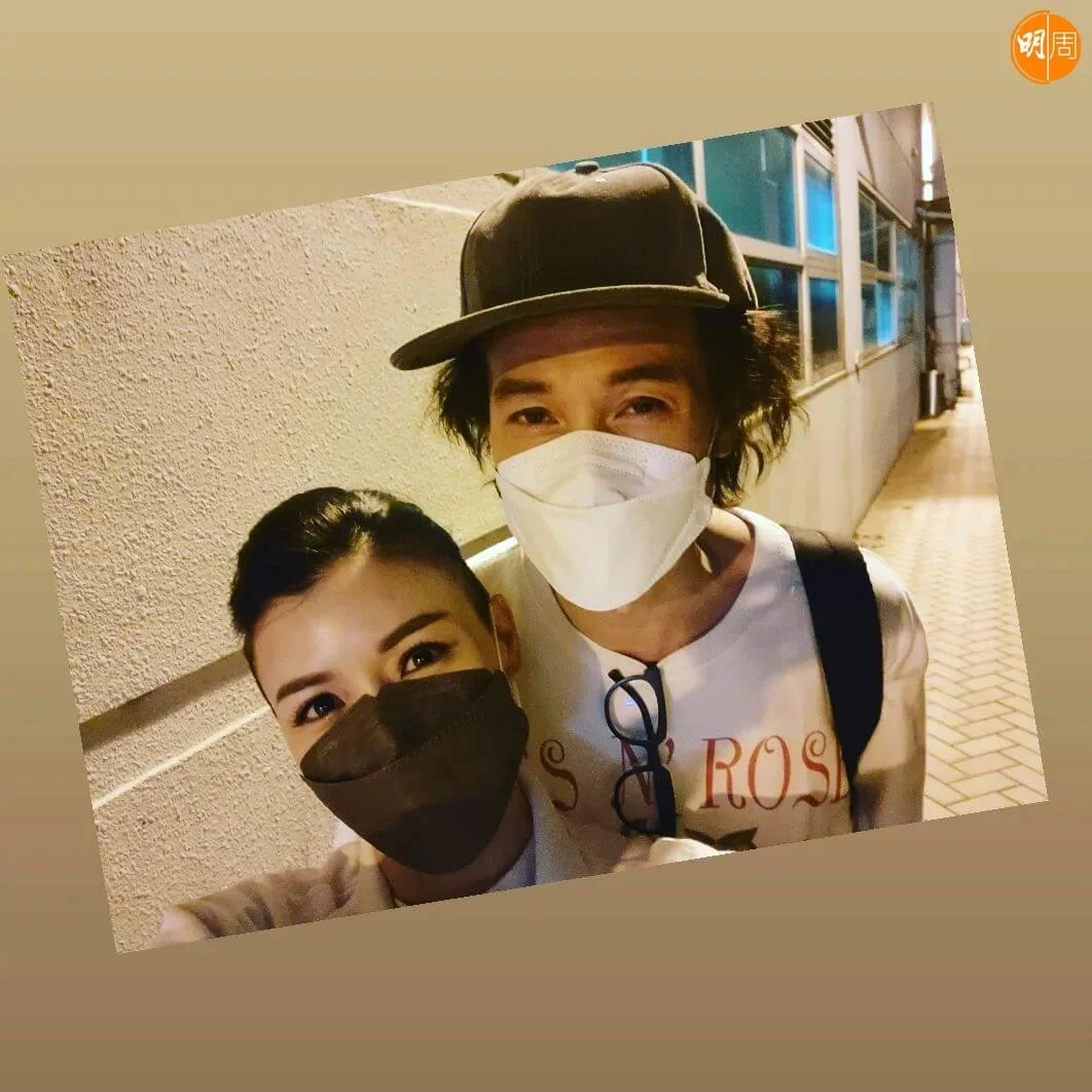 陳茵媺清晨貼上與老公陳豪一齊收工照，十分甜蜜。