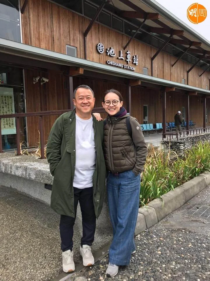 寶儀與爸爸曾志偉。