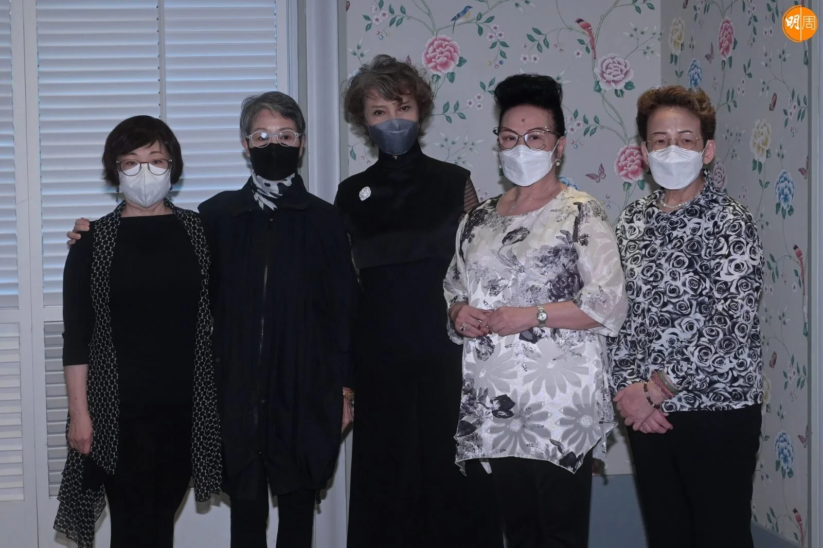 蕭芳芳與到來的四公主。