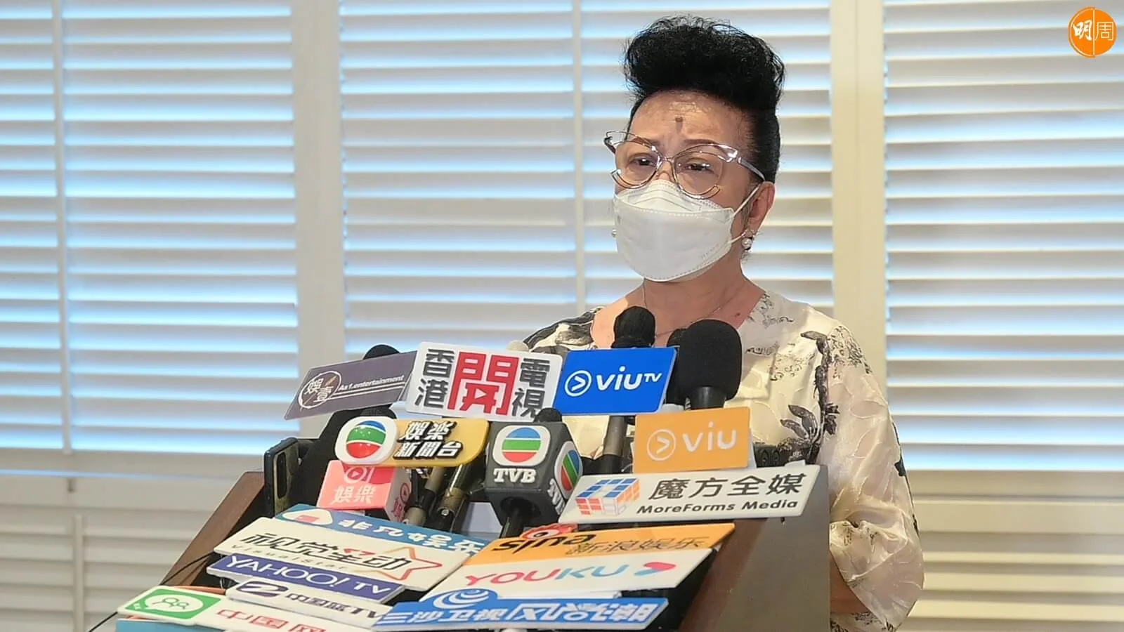 薛家燕讚四姐夫在事業上及家庭上都做得很好，尤其愛錫四家姐蕭芳芳。