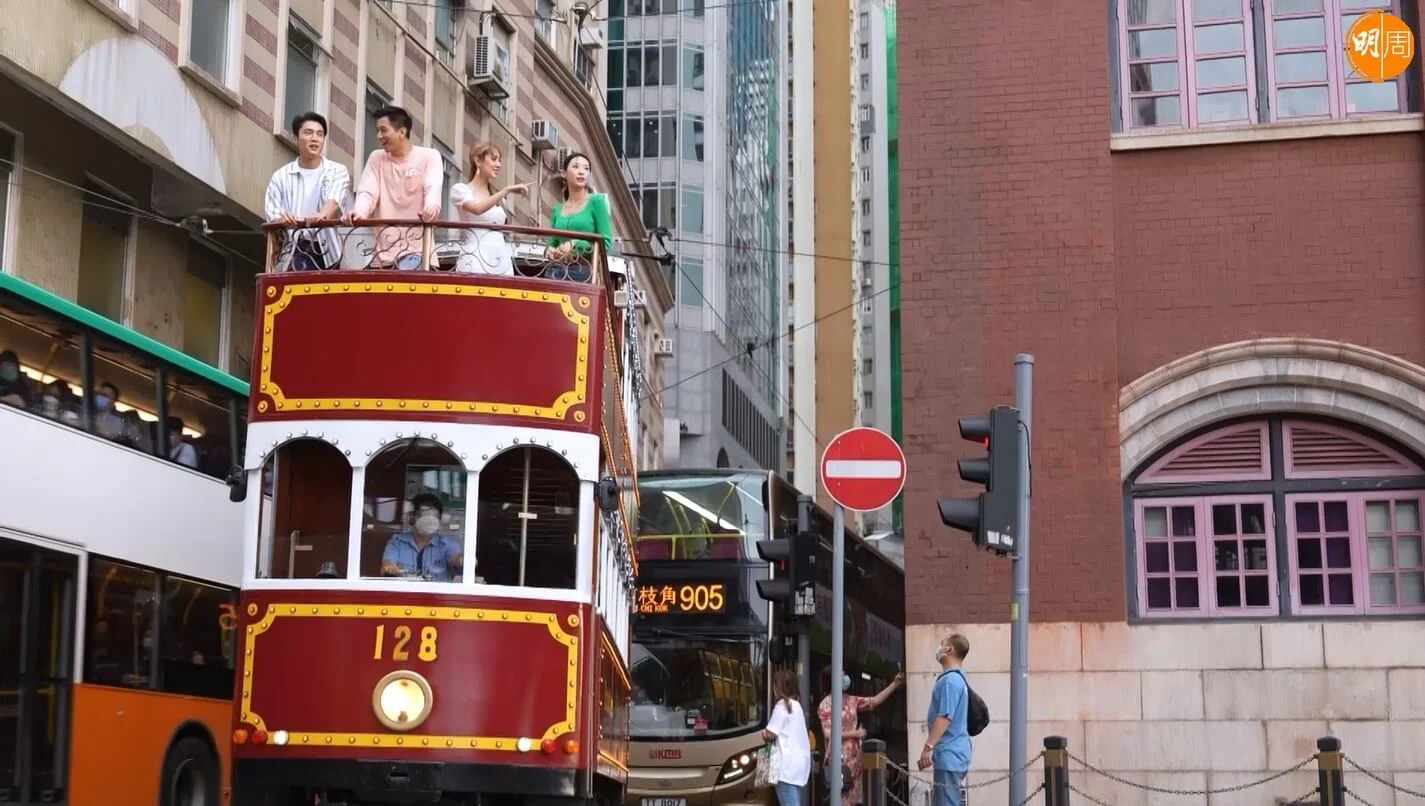 今集節目在電車上拍攝。