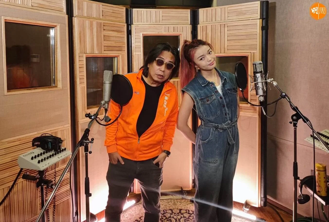 林敏驄仲邀請埋Aeren合唱。