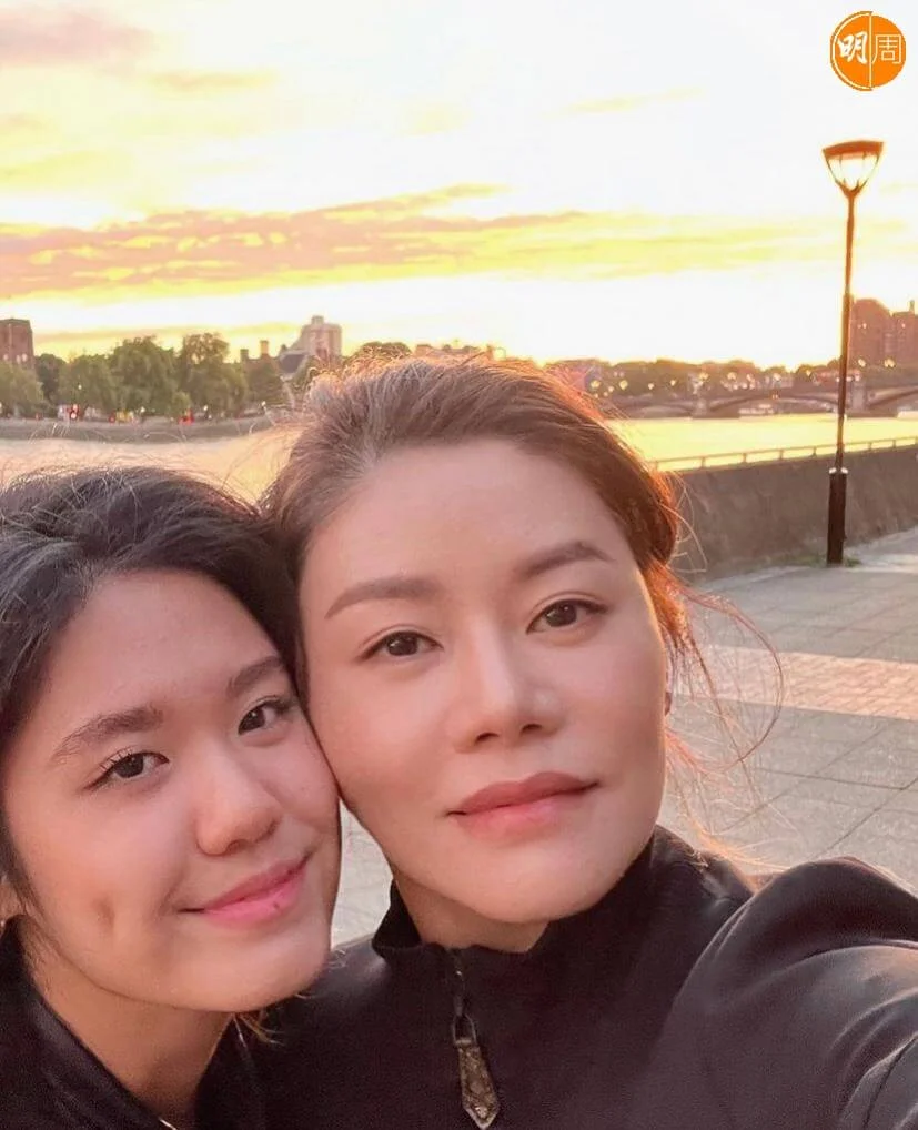 2ccd496f-6818-431c-afc7-a0cf3c810f3f