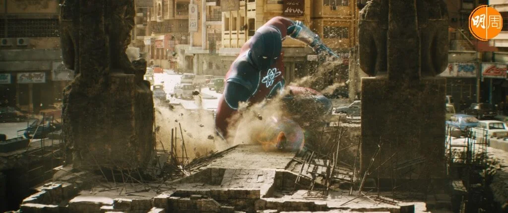 大隻仔諾亞森迪尼奧飾演的「原子粉碎者」，有點像死侍結合巨大化蟻俠。