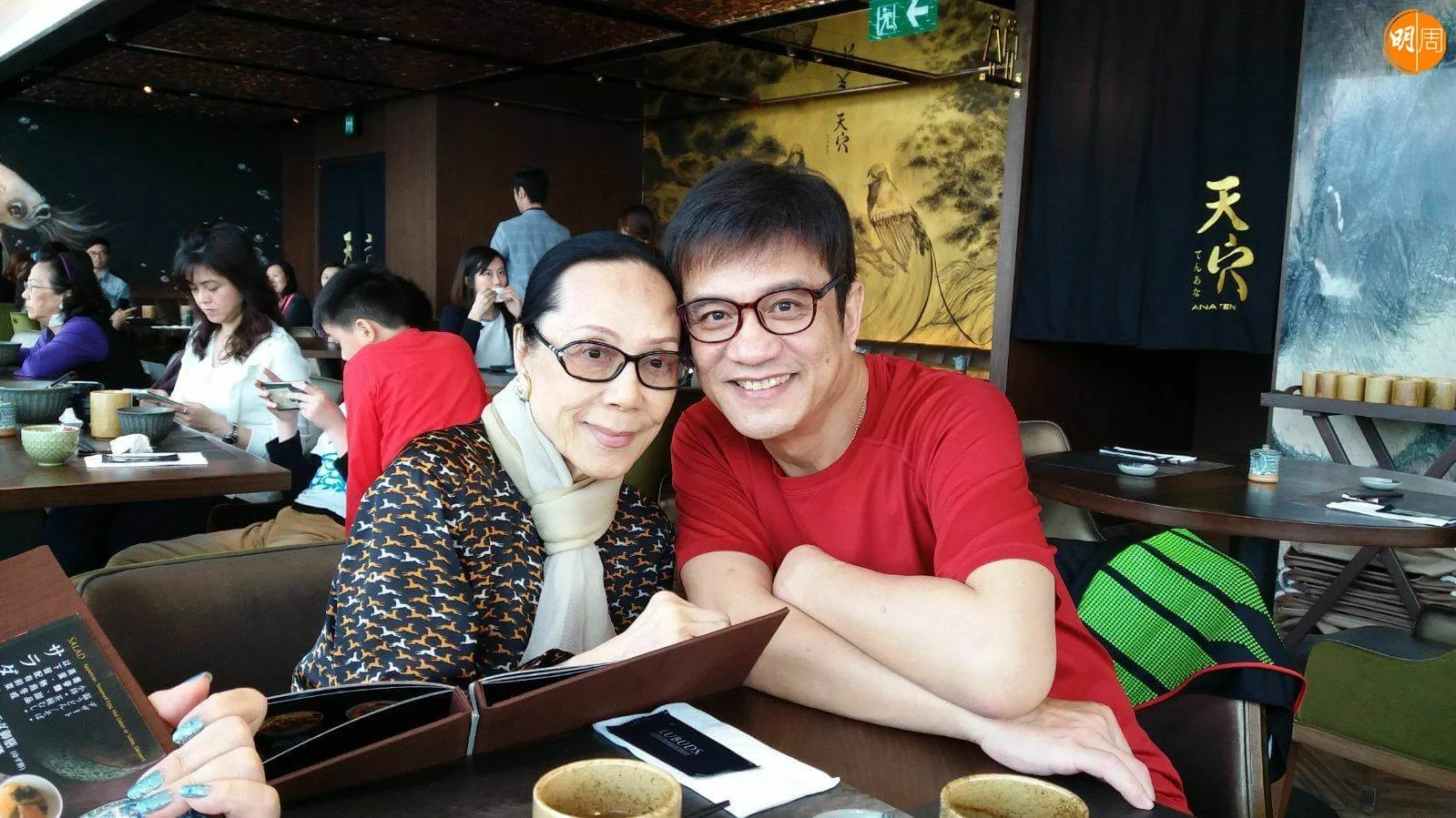 黃栢文承認小時候不了解 ,長大後才明白,所以從沒怪過媽媽。