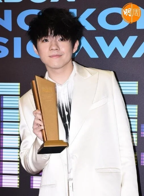 screenshot-2022-11-28-200036