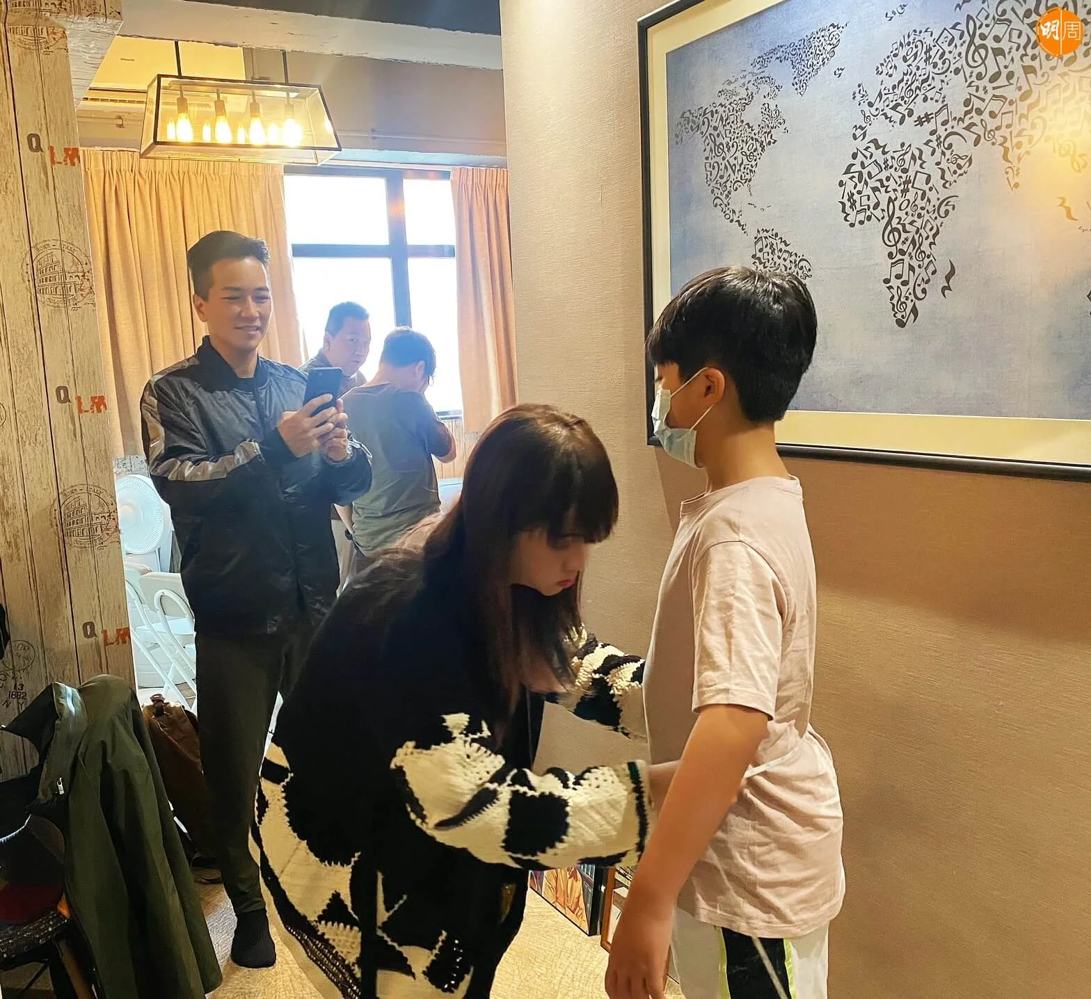 區永權囝囝當日都要度身做演唱會衫。