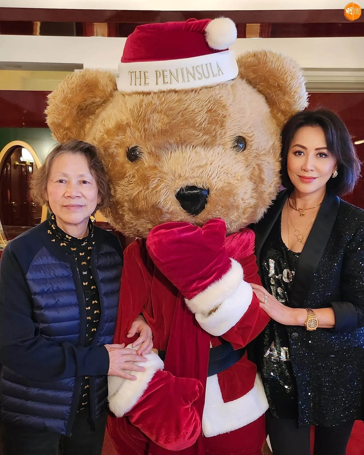 同媽咪去食聖誕餐感受節日氣氛。