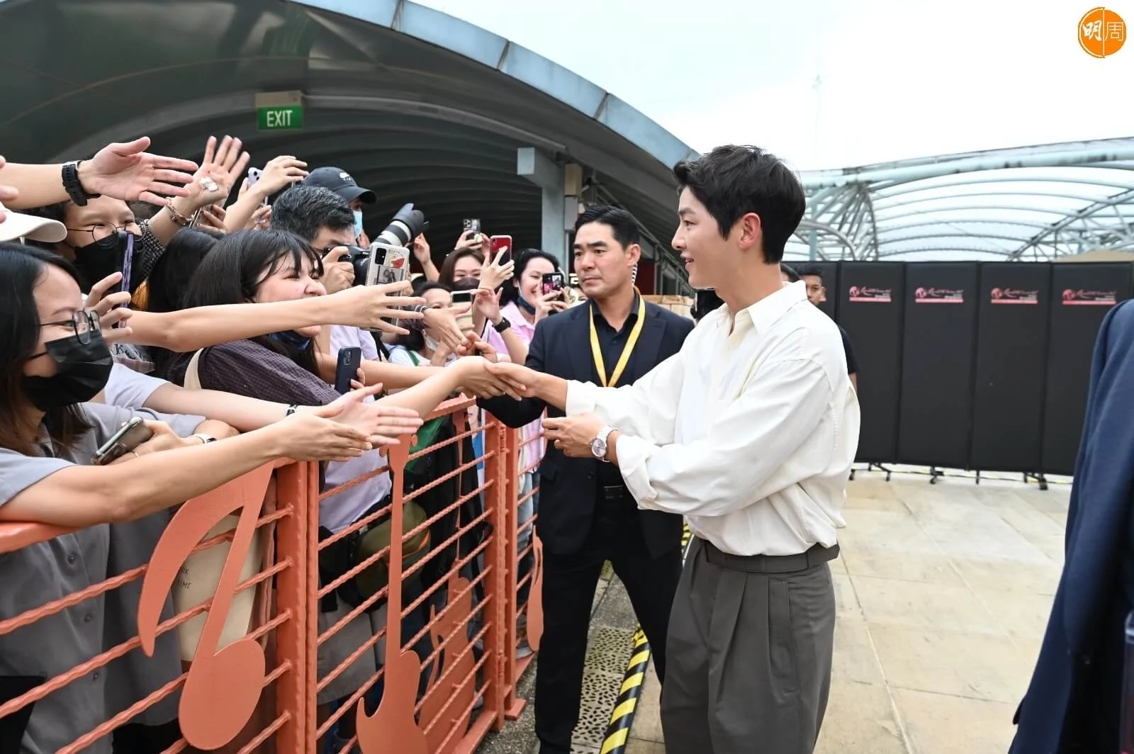 whatsapp-image-2022-12-07-at-6-09-39-pm-14