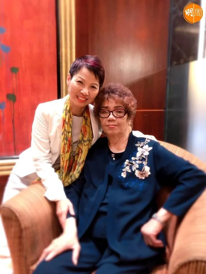 陳媽媽日前在廣洲病逝。