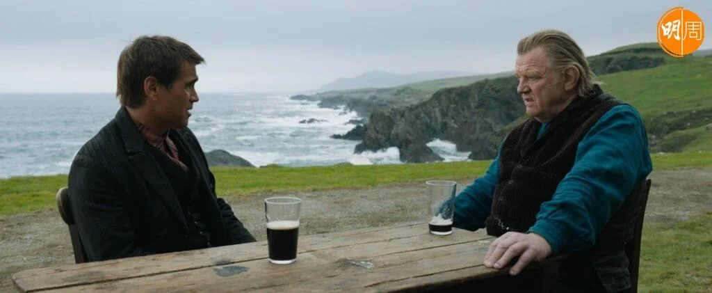 獲獎無數的悲喜劇《伊尼舍林的女妖》,以哥連費路(左)及班頓基臣一對多年好友反目為主線,故事橋段引人入勝,愈睇愈悲慘心痛。