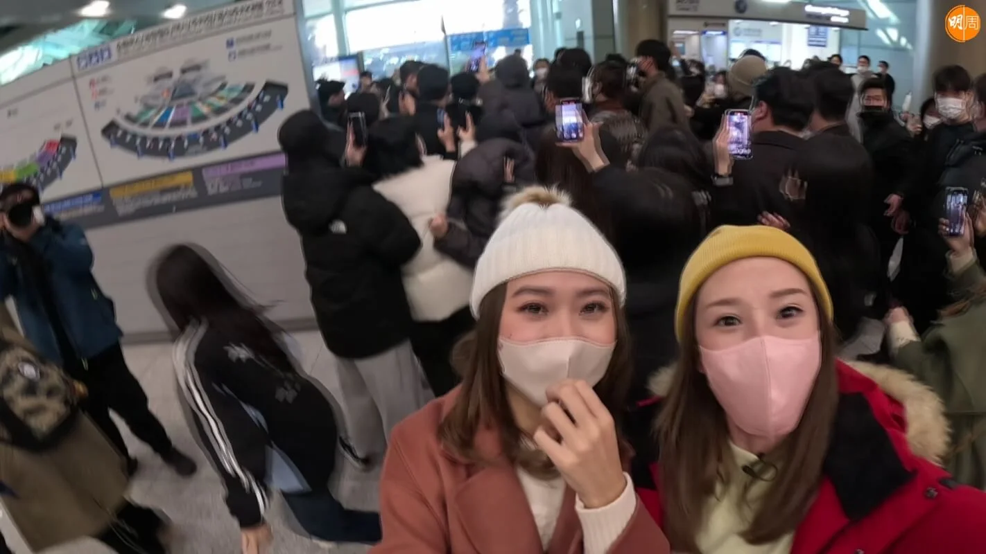 一落機就見到男團Treasure,震撼到揸機都手震。