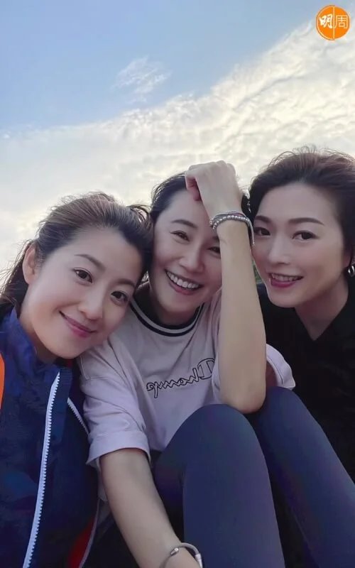 陳自瑤一定好掛住同連詩雅、黃翠如去行山。