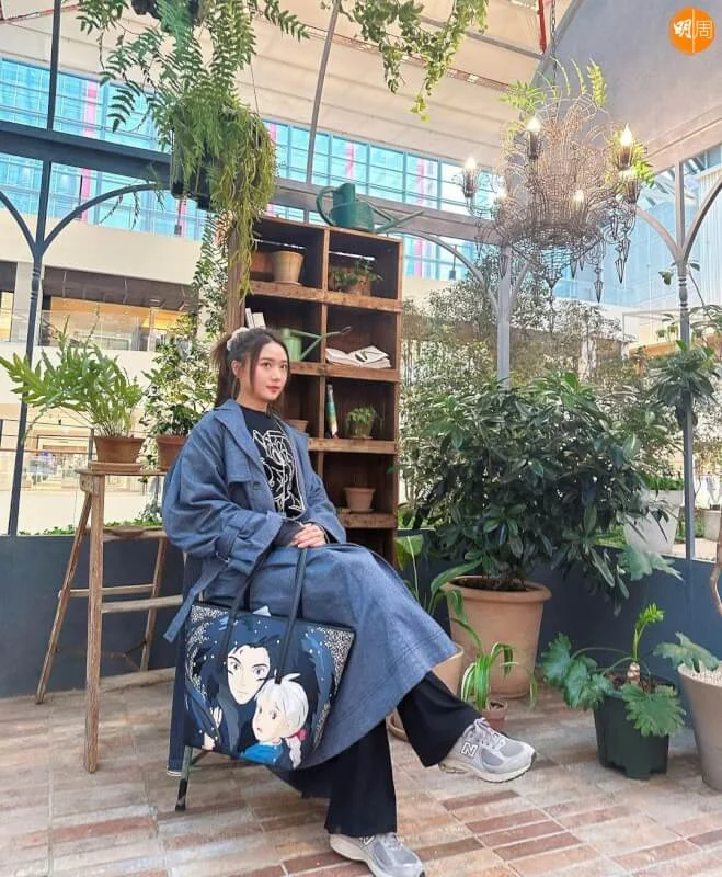 Joey豪使430萬韓元買咗呢個限量版名牌手袋。