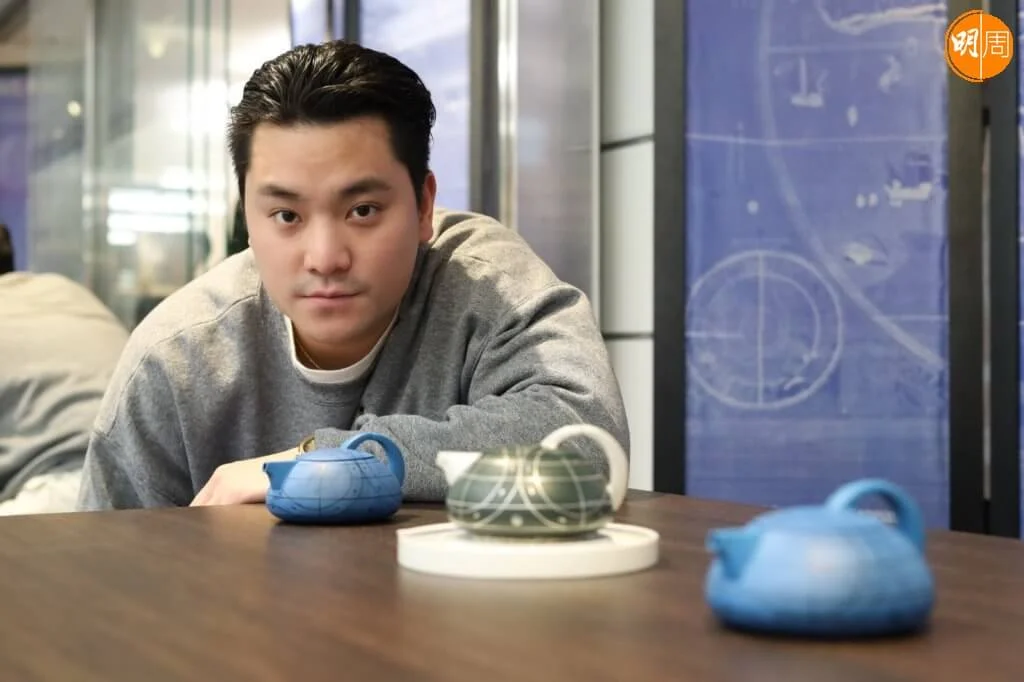 王令塵自小喜歡設計,長大後做了藝術家。