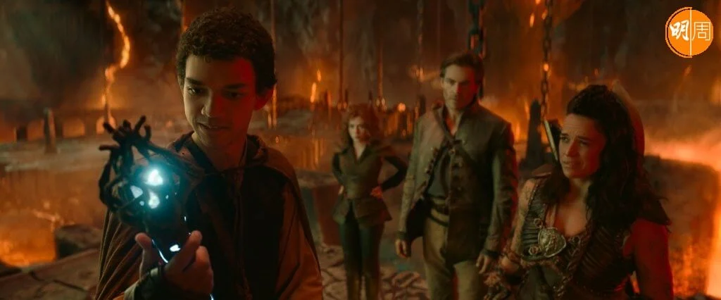 改編自人氣遊戲的《龍與地下城》,魔法特效、美術設計均很精緻。