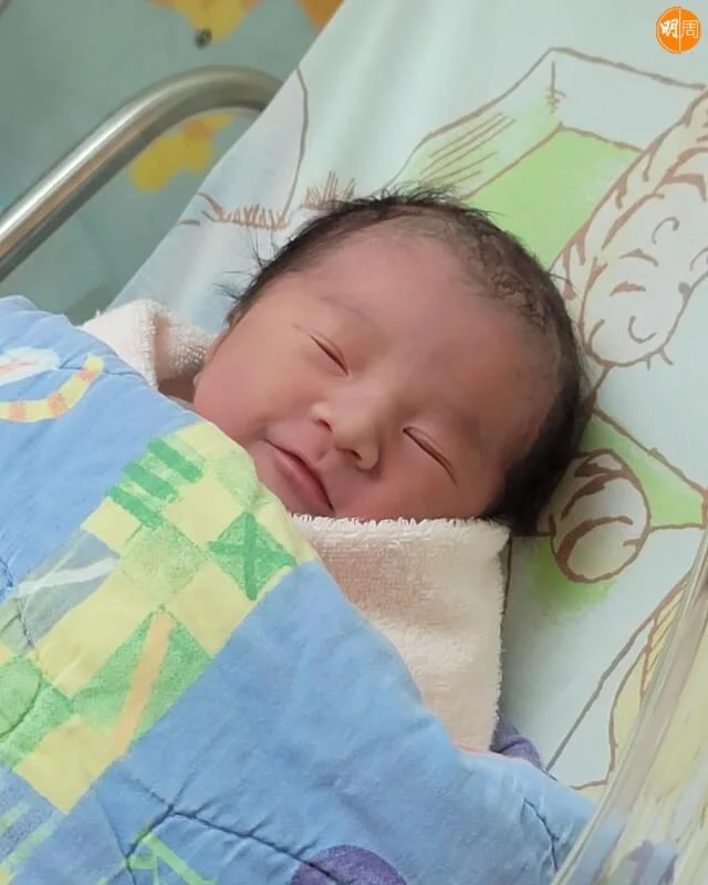 妹妹表情包好可愛。