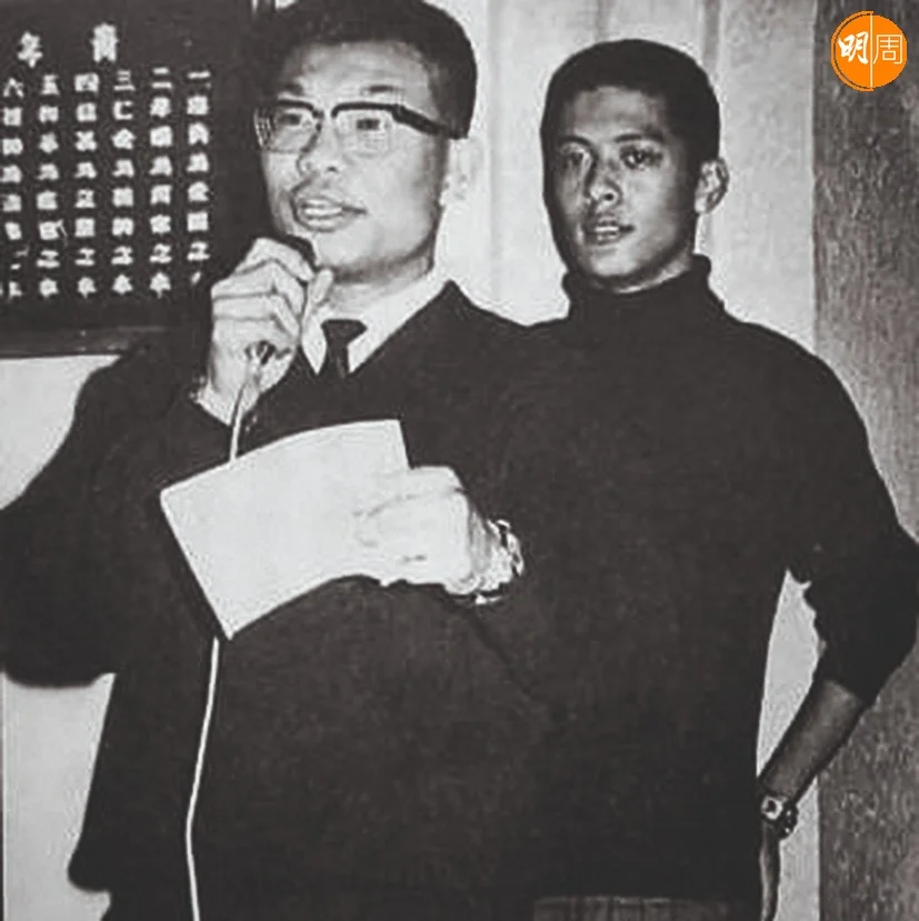 喜歡唱歌，便參加歌唱比賽。沒有得冠軍，但名字比冠軍還讓人記住。不想名字限制自由，改不了它，便讓它「無用武之地」。只是，不能阻止它成為傳奇。