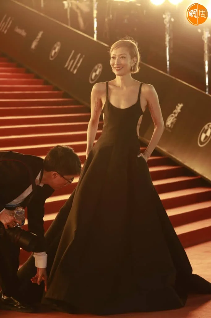 2ab9066d-8b32-46ca-9a82-023b2913cb86