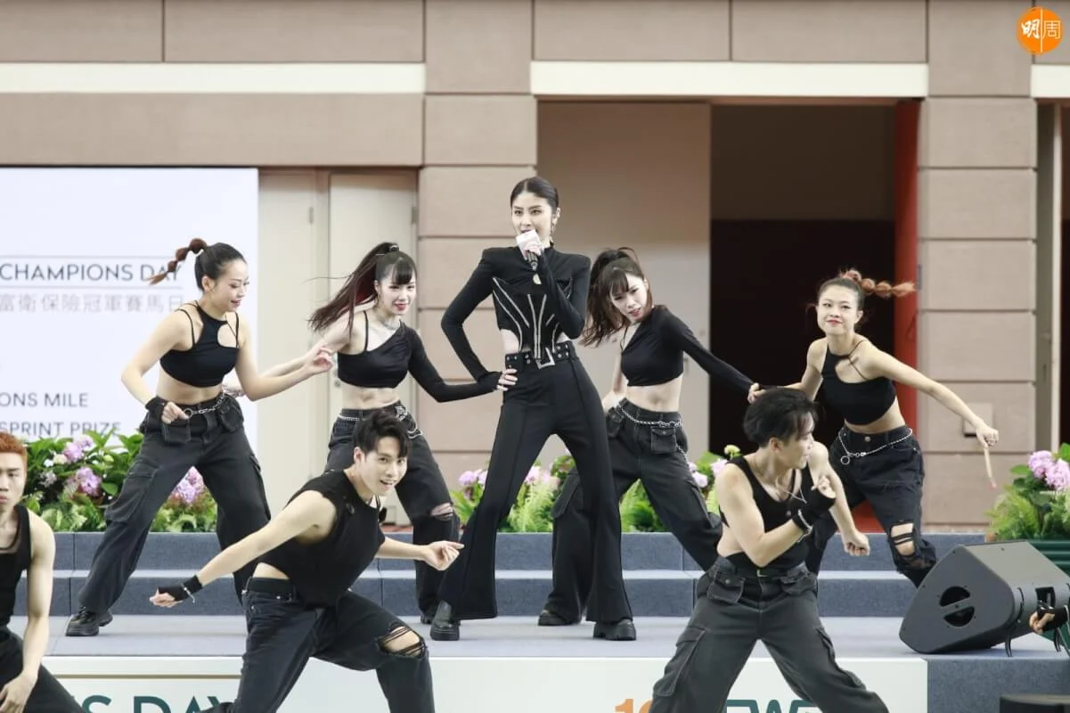 Kelly跳唱《大日子》