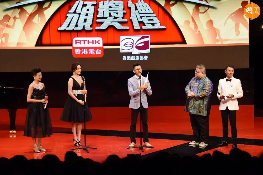 Peter於2017年以舞台劇《少年十五二十時》首奪劇場「最佳男配角」