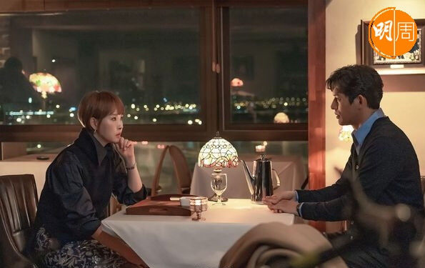 吳智昊飾演崔江厚，是餐廳老闆，本來是宥娜的男友，現在是在尹的摯愛。