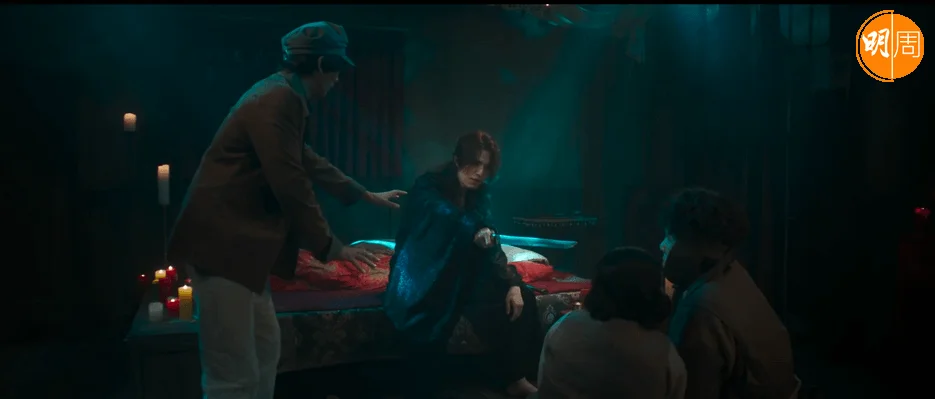 在1938年,還有一個在這個時代生活的李硯,是古裝造型。