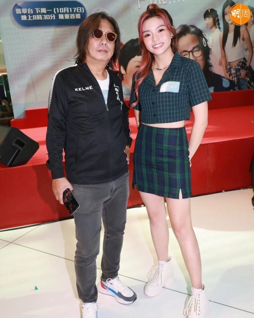 被林敏驄點名合唱《一家人》,文凱婷直言錄音當日第一次見驄伯非常緊張,幸好驄伯對她非常照顧,沒有作弄她。