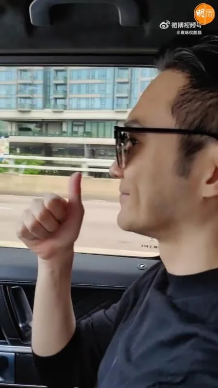 靚靚就上載老公用自己語音導航開車片段。