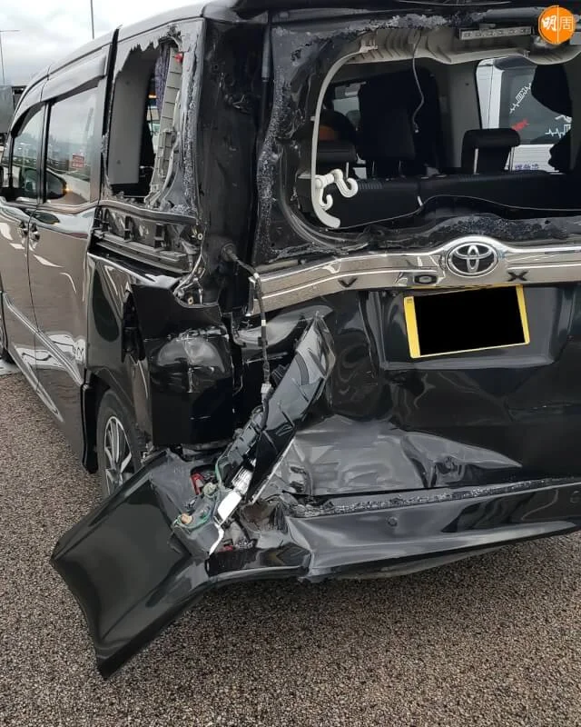車毀嚴重。