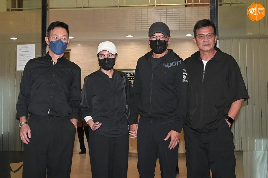 黃日華、苗僑偉與戚美珍、張兆輝。