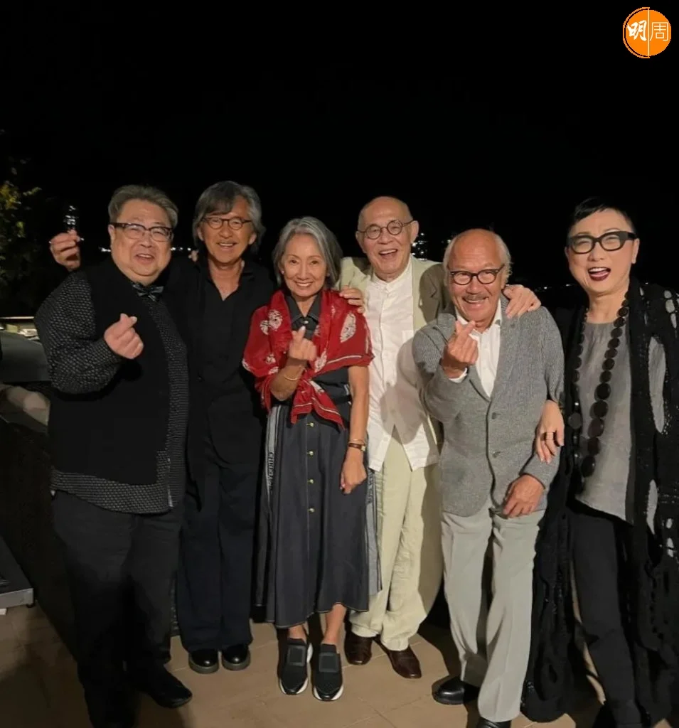 吳正元與林子祥在兒子婚禮上，與好朋友岑建勳、陳國新、劉天蘭等歡聚。 