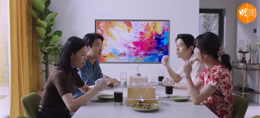 李學周演出軌丈夫正秀,偷食年上女,為了不想婚姻破裂,情願付掩口費。