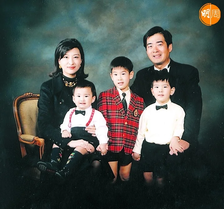 蔣麗萍、丈夫陸志明與兒子