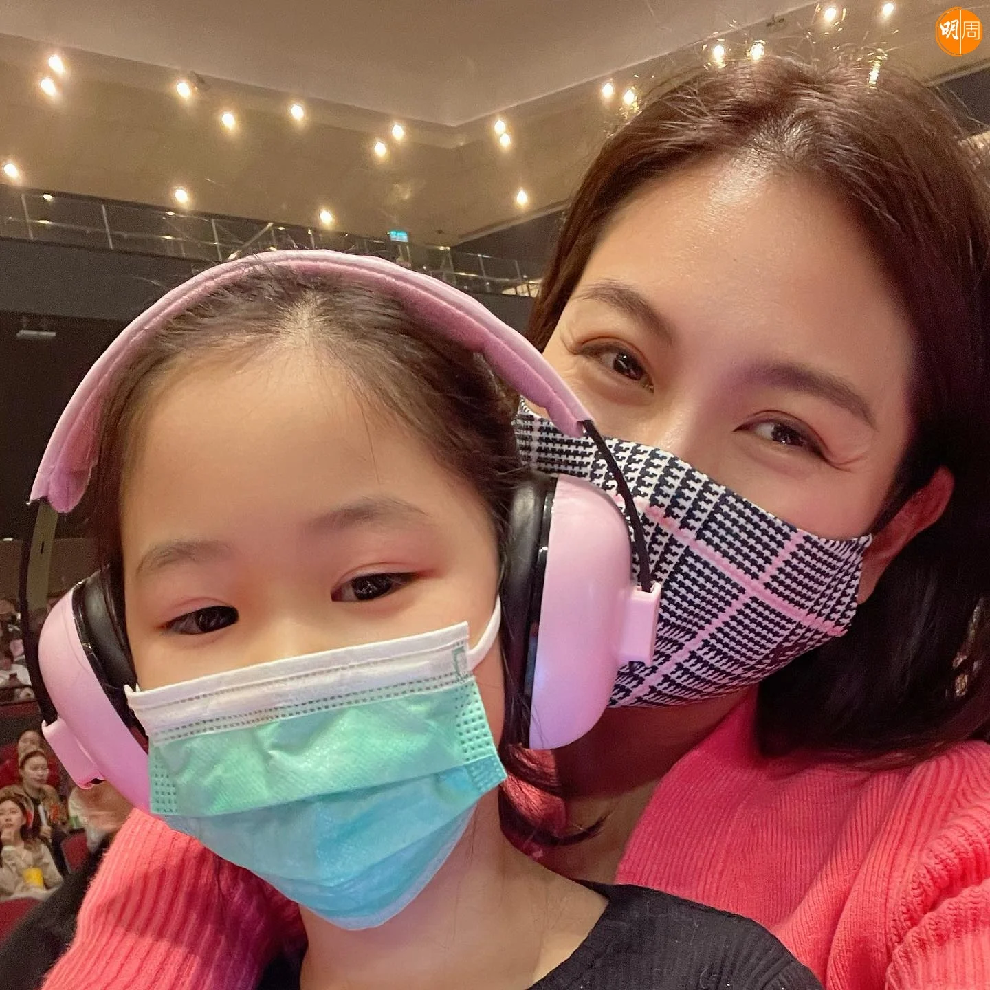 陳宛蔚大年初三同囡囡去澳門睇騷。