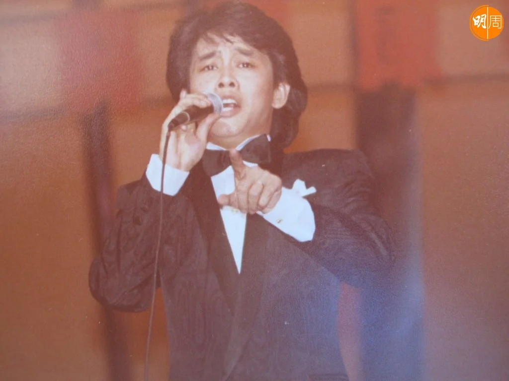 杜燕歌做過歌手。