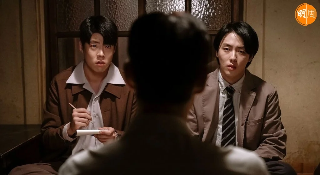 趙卿煥（崔宇成飾）及出身自韓國大學的徐護貞（尹賢秀飾）演新人警察。