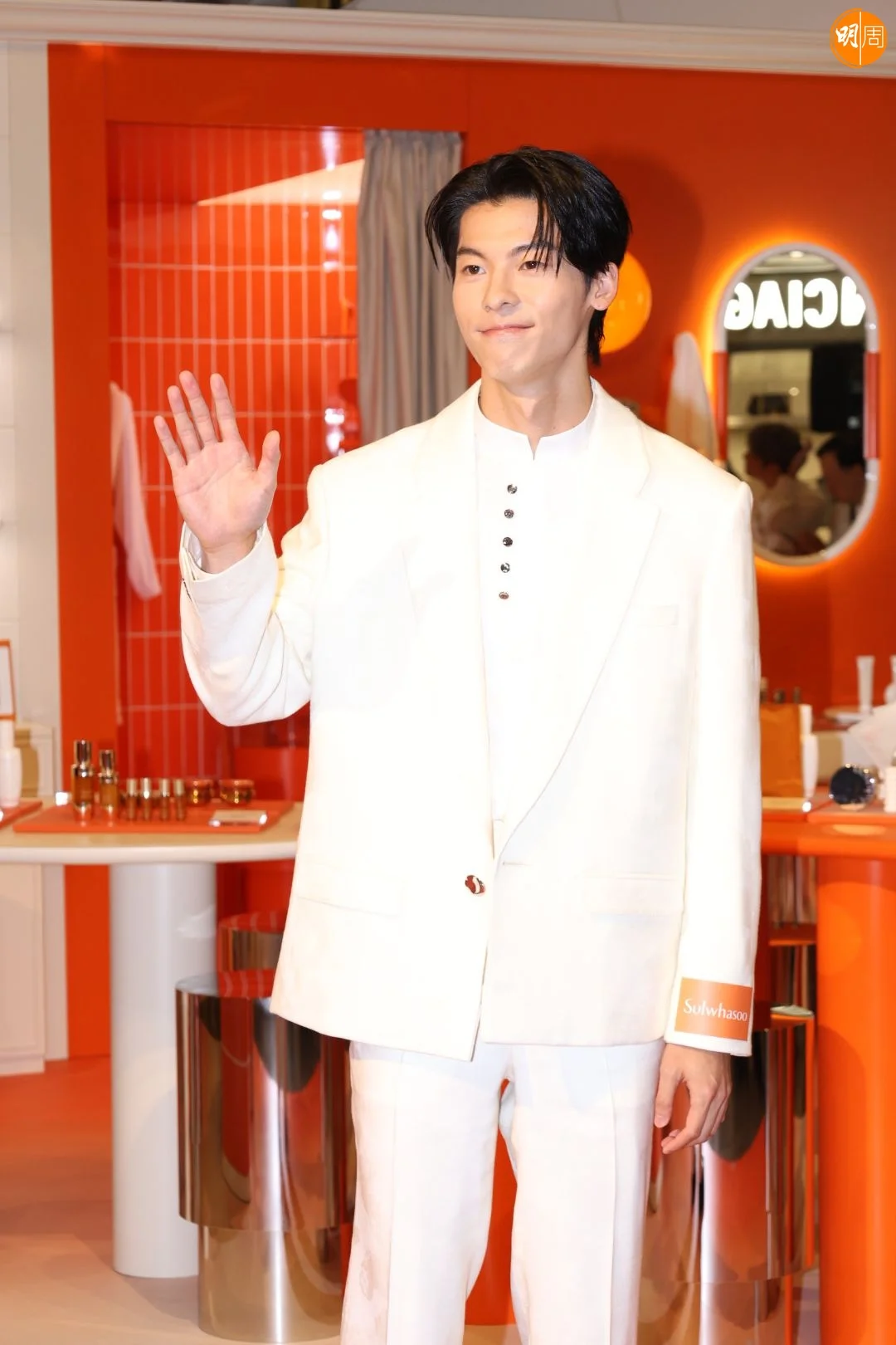 許光漢覺得香港粉絲好熱情,但希望大家見到他不要喊破喉嚨,有些人就像用生命在喊。