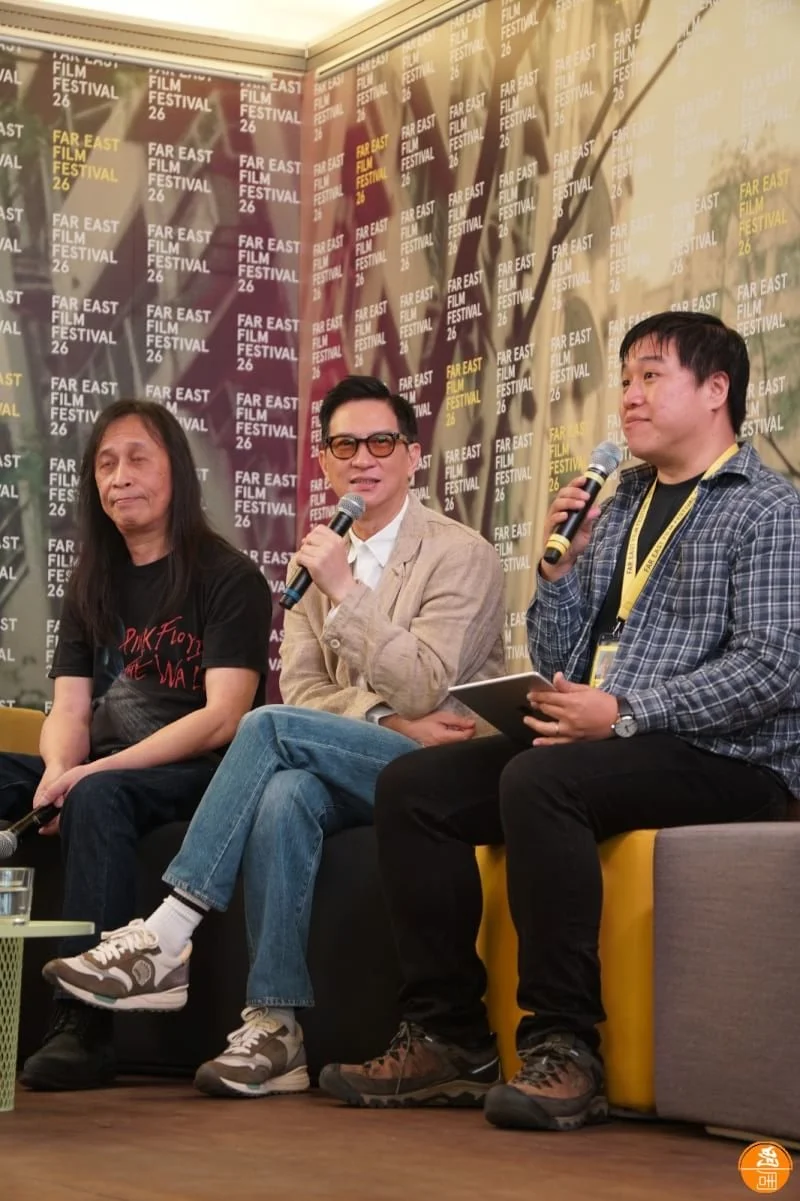 張家輝臨離開烏甸尼出席座談會並受訪。