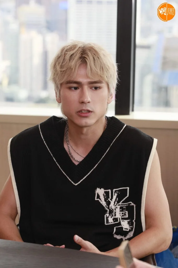 《造星V》翻版Jeffery + 朱凌凌 組新男團OneUp出道延續CP感|OneUp專訪 - 本地 - 明周娛樂
