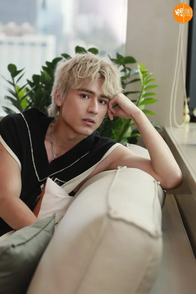 《造星V》翻版Jeffery + 朱凌凌 組新男團OneUp出道延續CP感|OneUp專訪 - 本地 - 明周娛樂