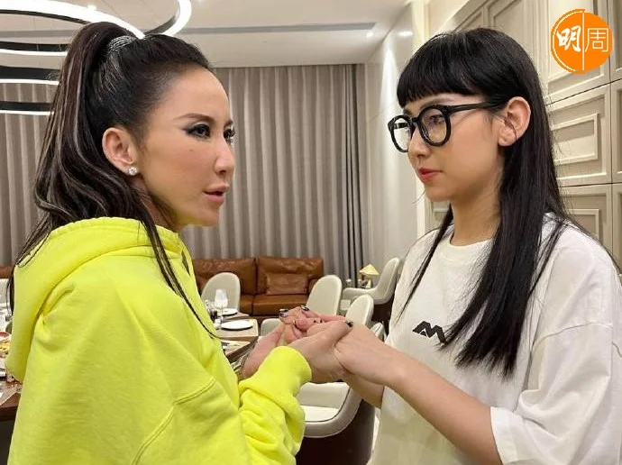 Gigi深宵悼念李玟。